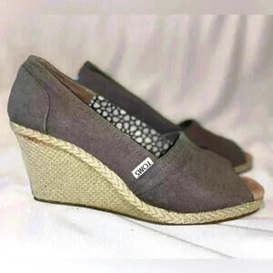 TOMS | Calypso Grey Peep Toe Espadrille Wedge | Size 10
